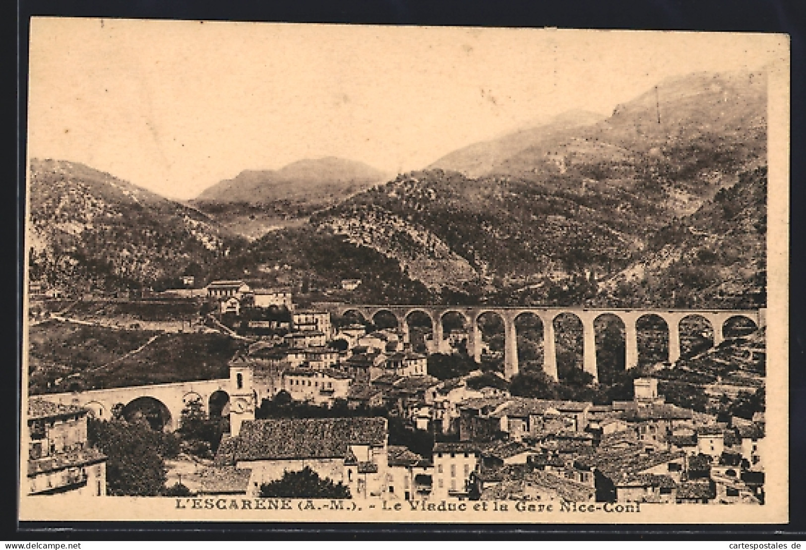 CPA L`Escarène /A.-M., Le Viaduc et la Gare Nice-Coni
