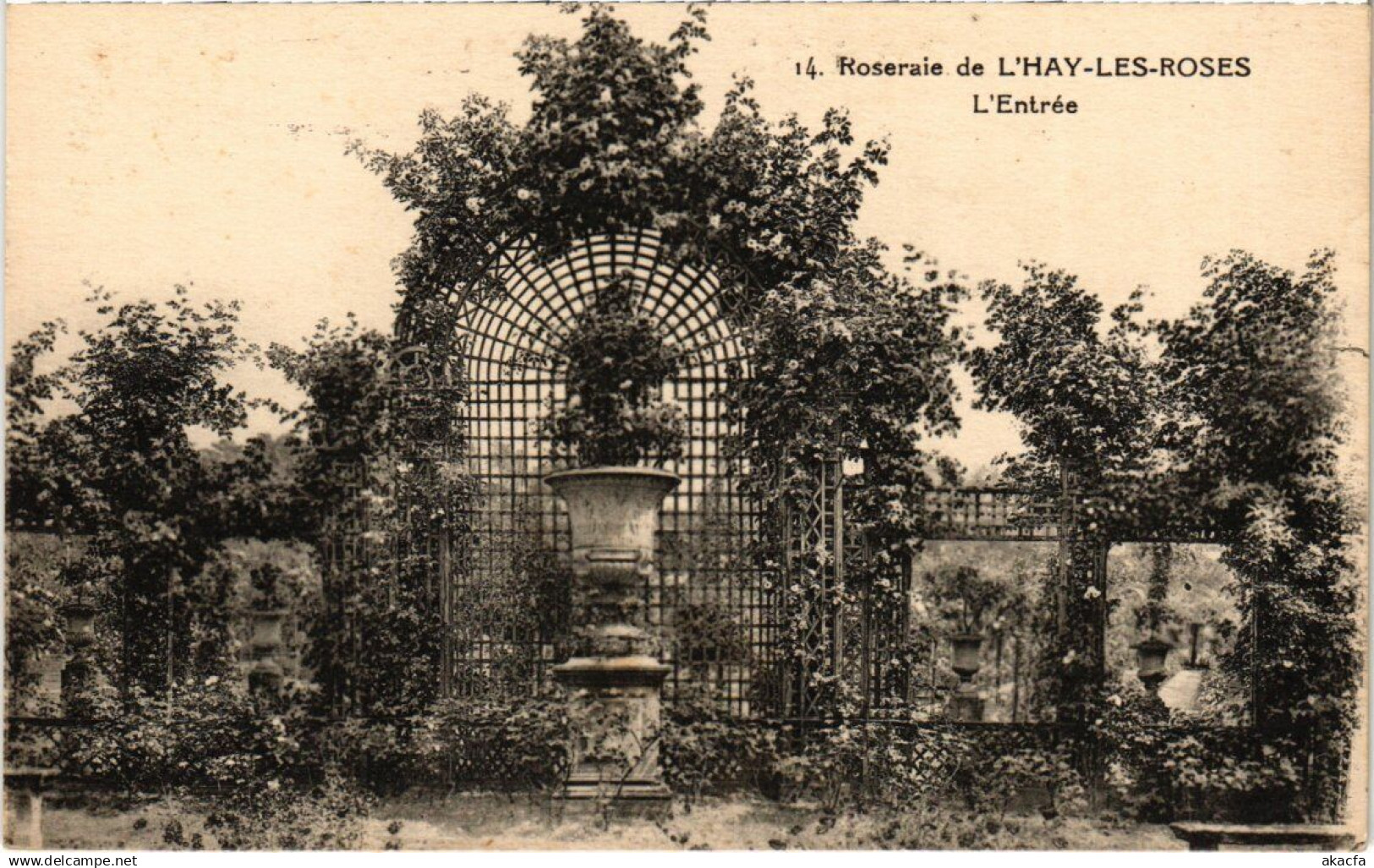 CPA L'HAY-les-ROSES Roseraie - Entree (1352732)