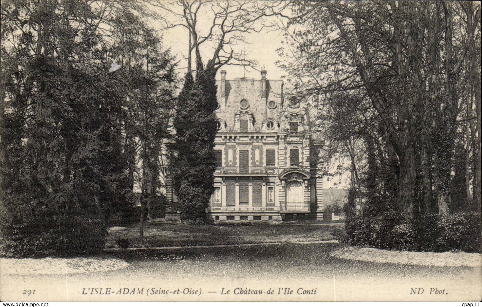 CPA L'Isle Adam Le Chateau De l'Ile Conti