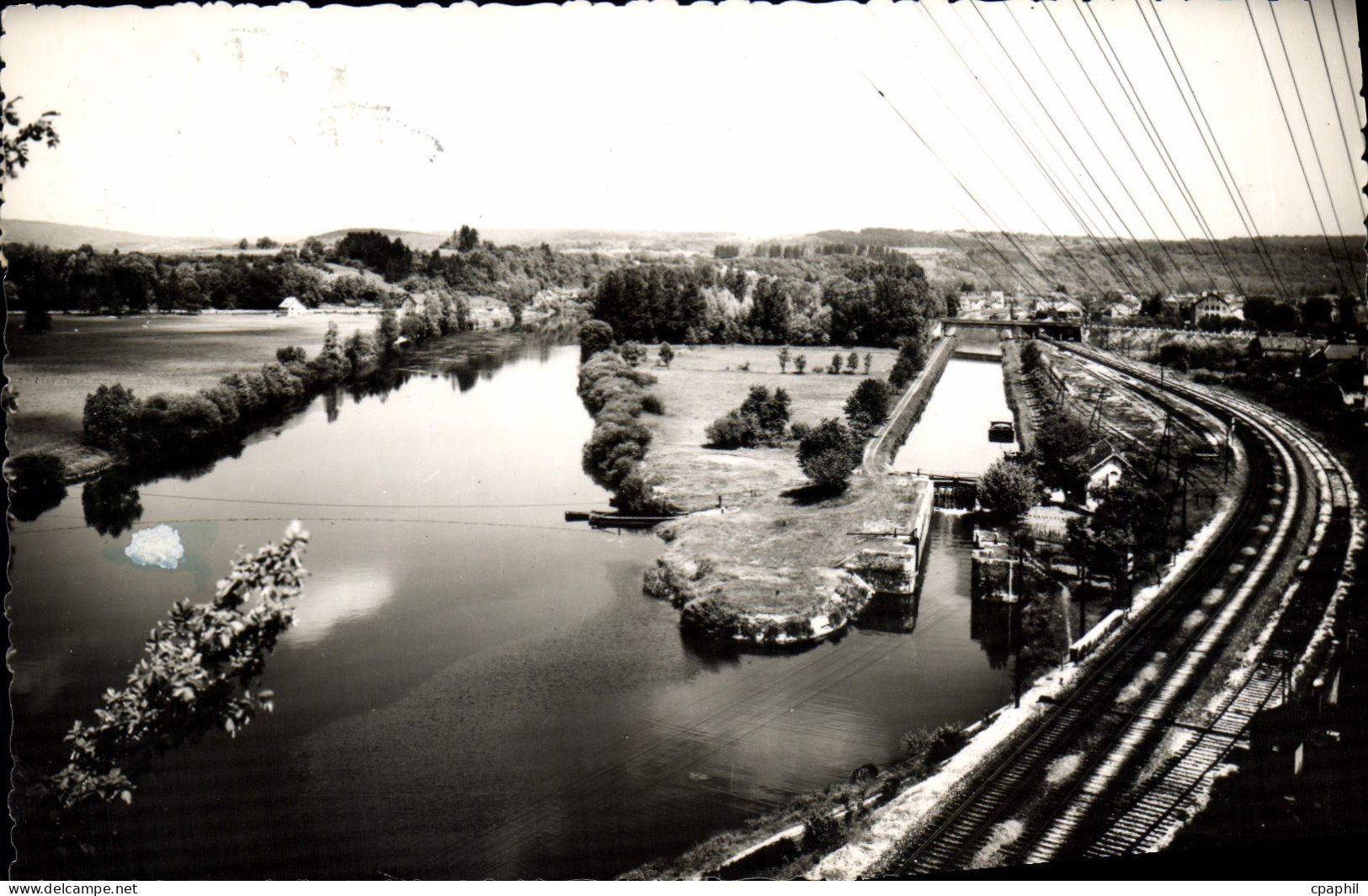 CPA L'Isle Sur Le Doubs Junction Du Canal Et Du Doubs