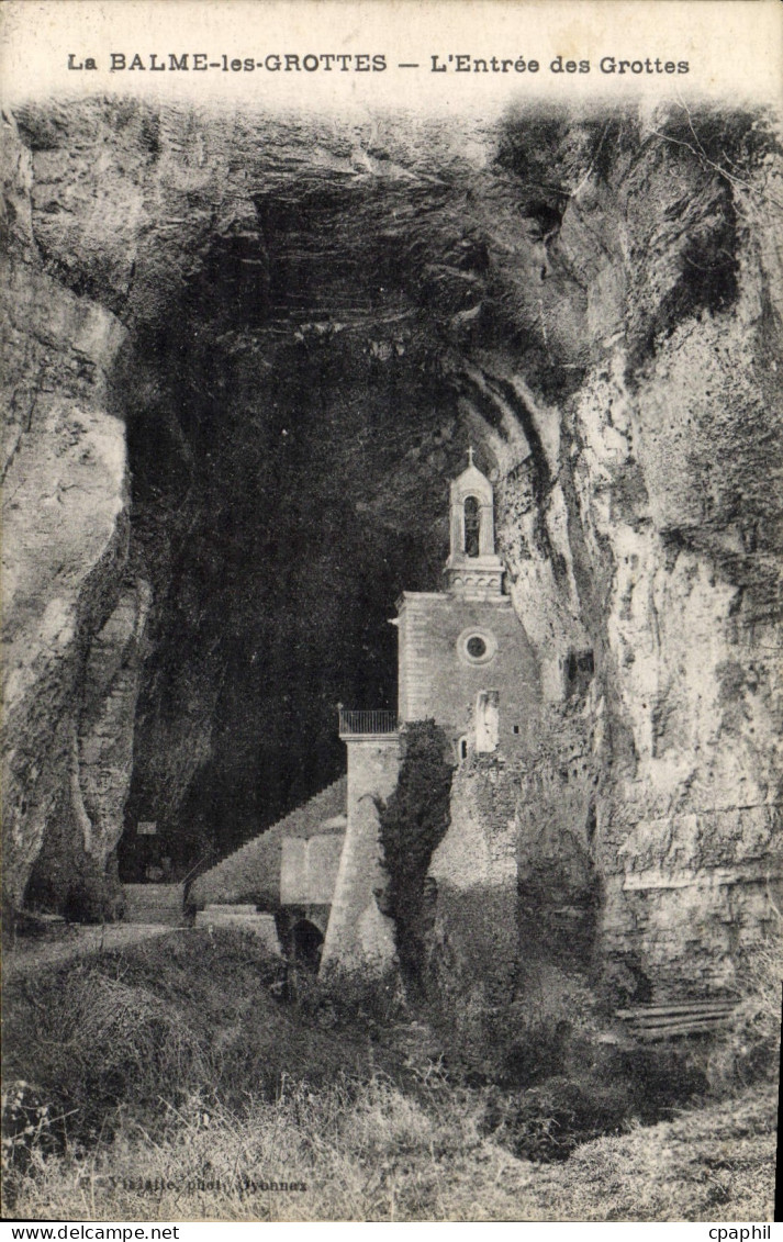 CPA La Balme les Grottes L'Entree des Grottes