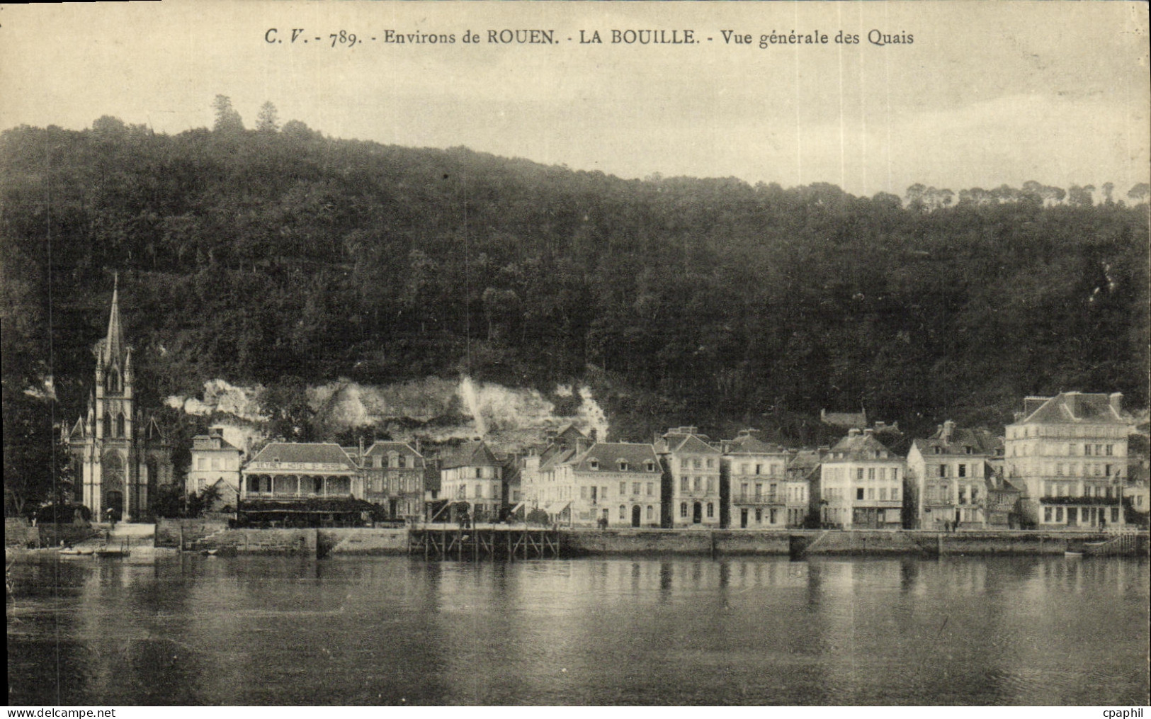 CPA La Bouille La Bouille Vue Generale Des Quais Environs de Rouen