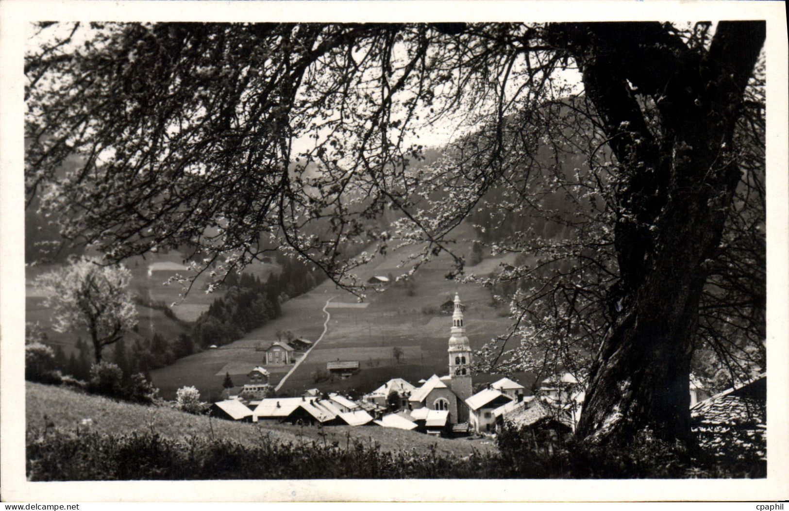 CPA LA CLUSAZ Vue Vers Beauregard