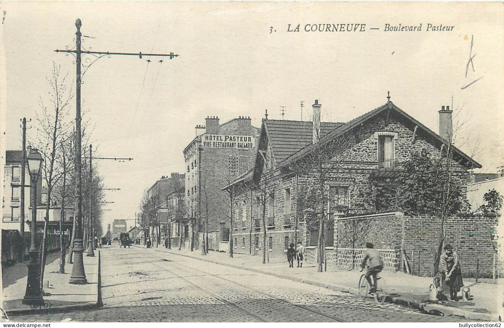CPA La Courneuve 93/98