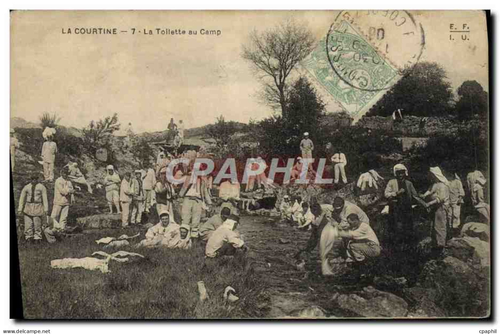 CPA La Courtine La toilette au Camp Militaria