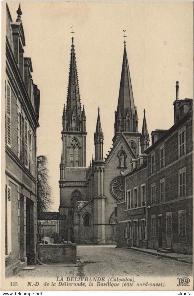 CPA LA DELIVRANDE Notre-Dame de la Delivrande - La Basilique (1227878)