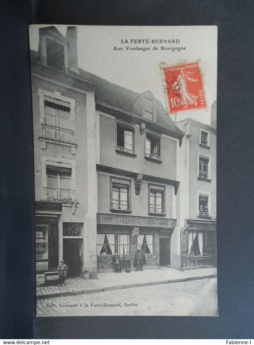 CPA - La Ferté-Bernard - Aux Vendanges de Bourgogne