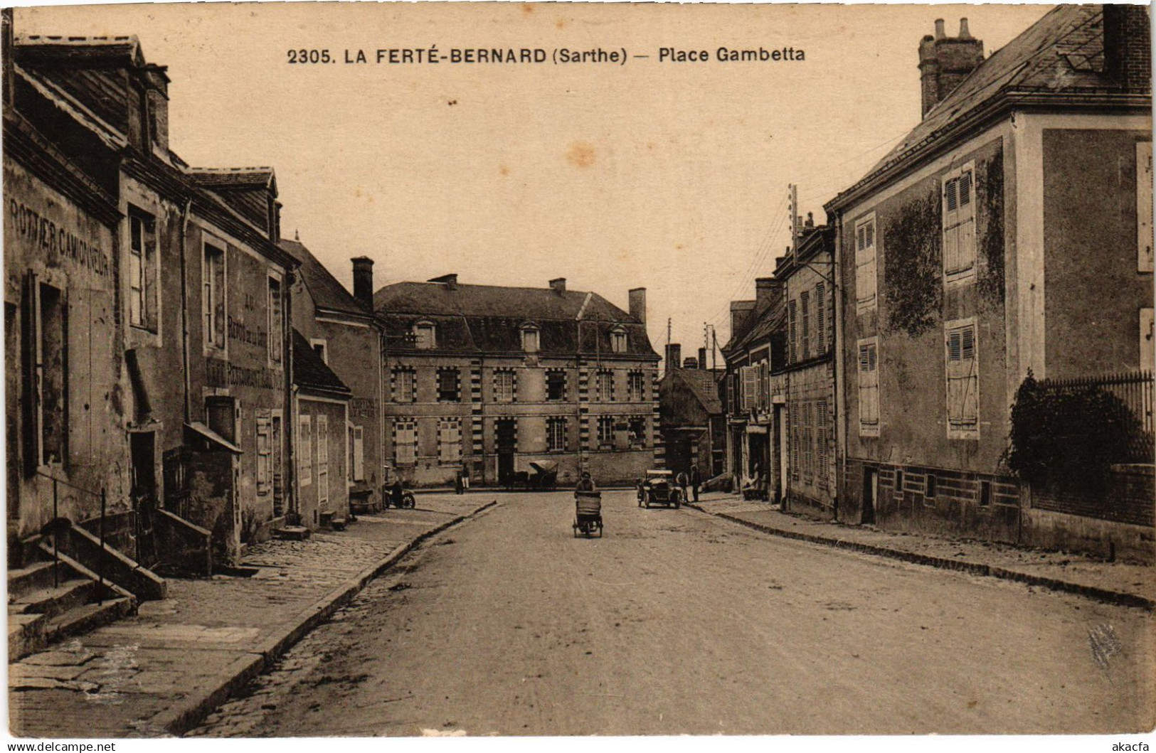 CPA La Ferte Bernard Place Gambetta (1429661)