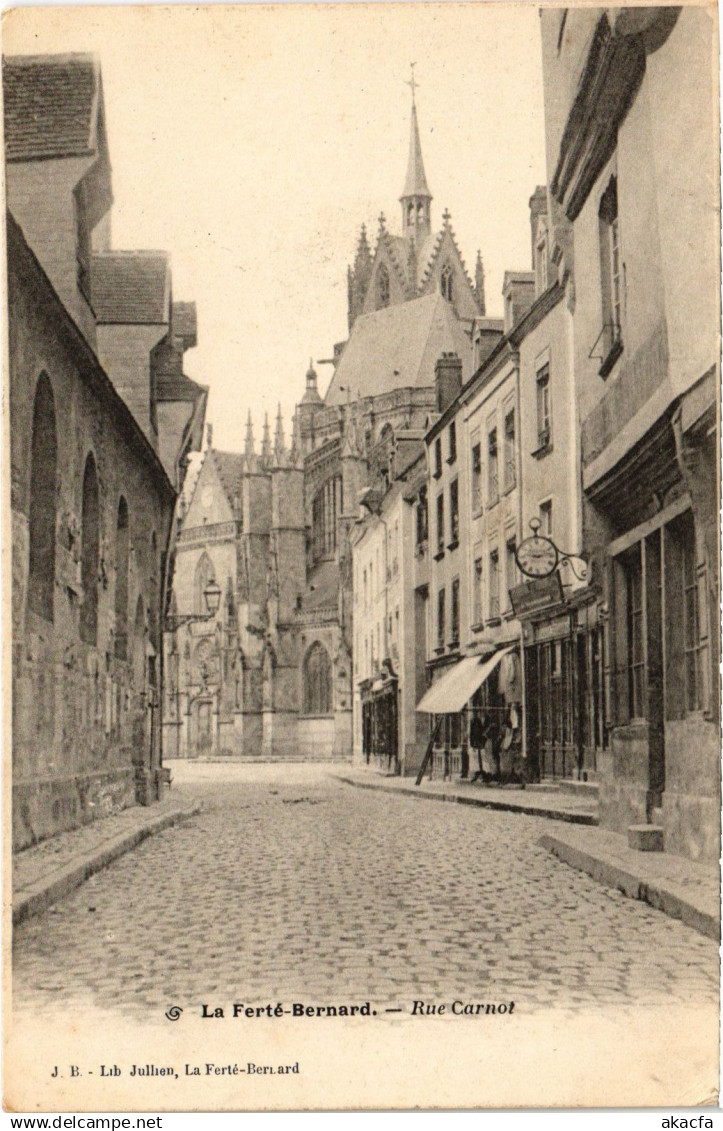 CPA La Ferte Bernard Rue Carnot (1429659)