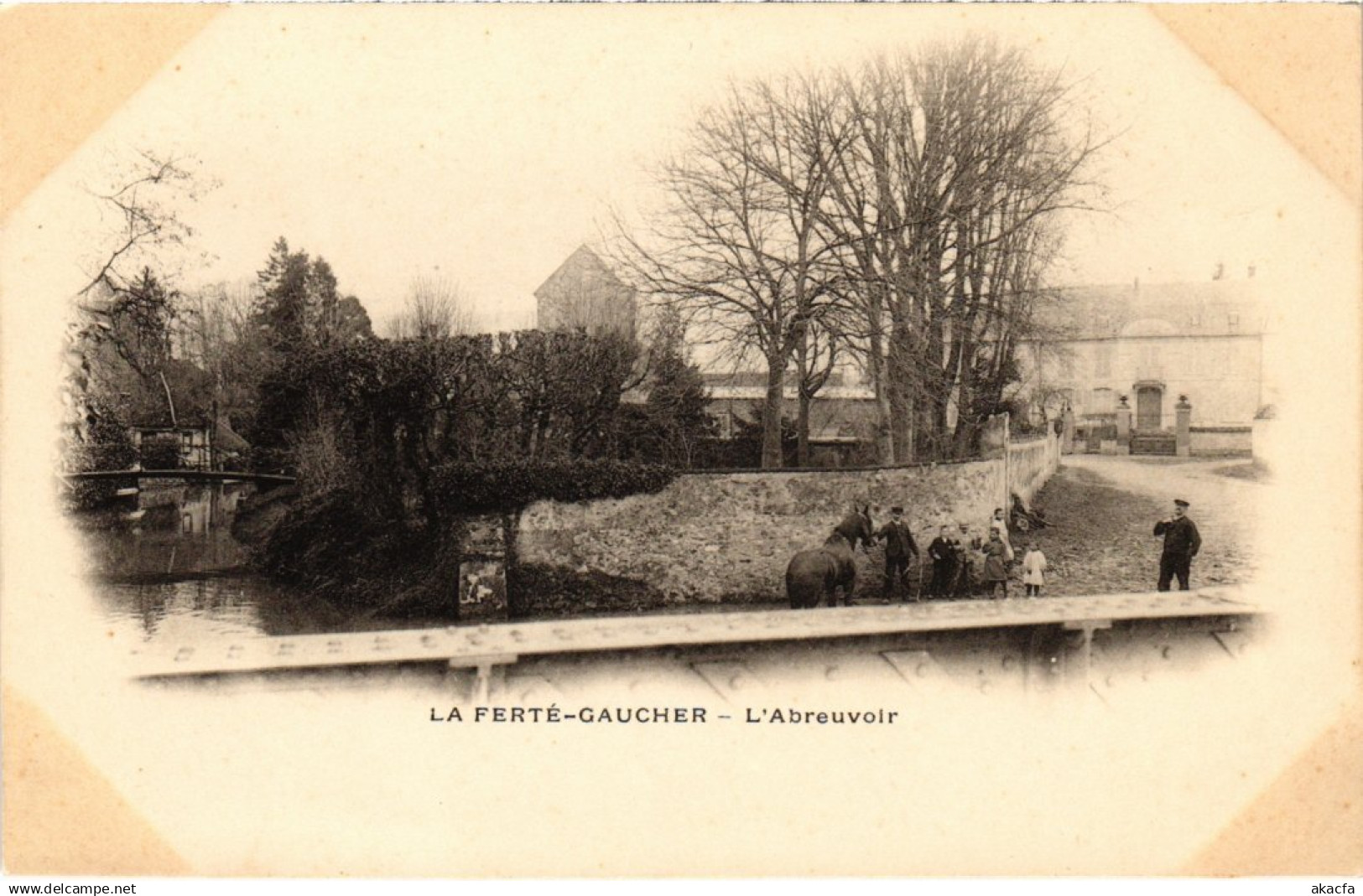 CPA LA FERTE-GAUCHER L'Abreuvoir (1329174)