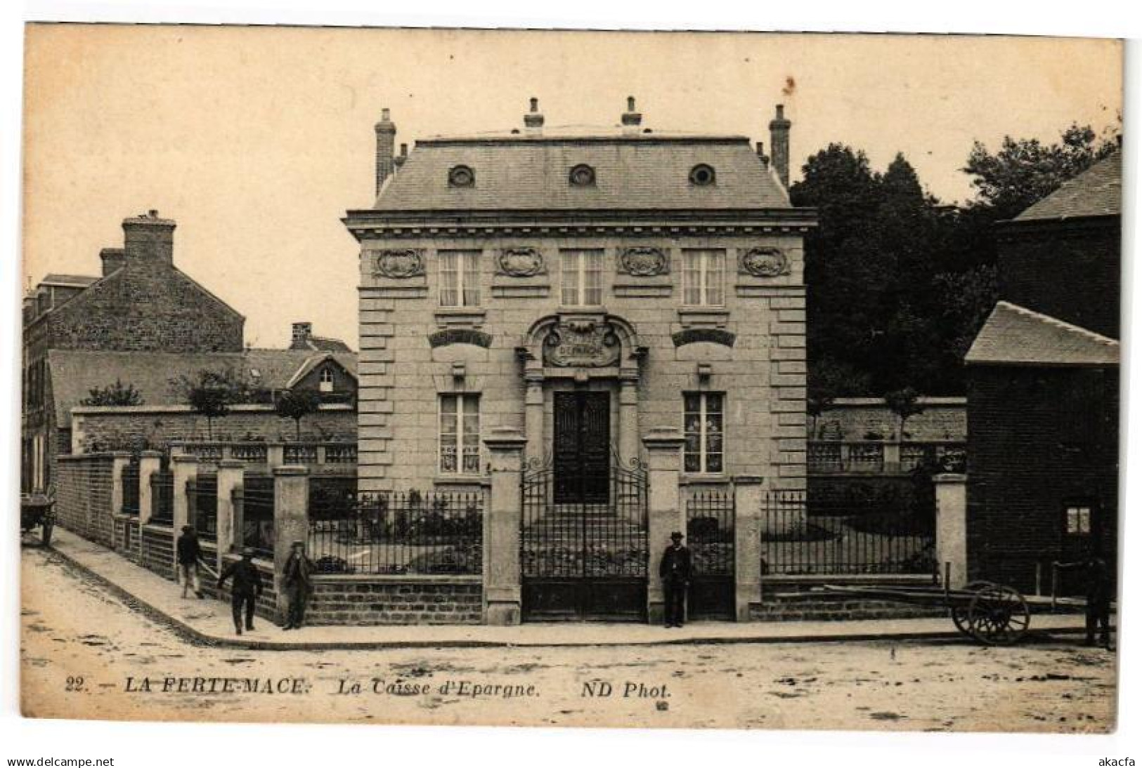 CPA La ferte mace .- La Caisse d'epargne (196029)