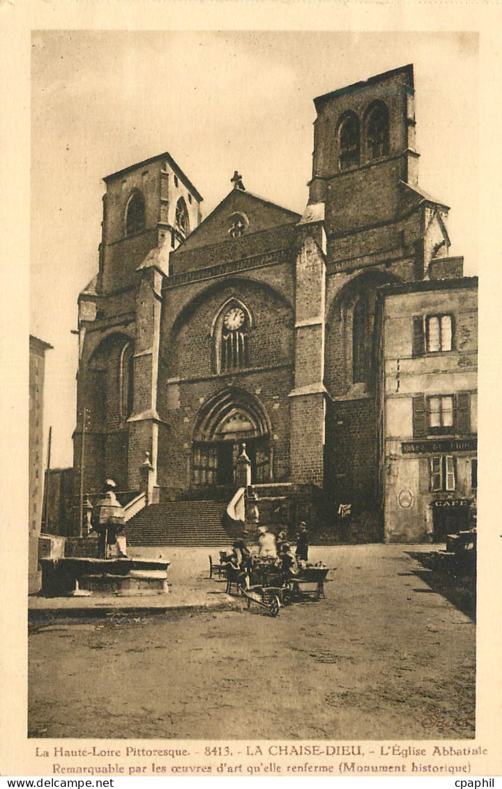 CPA La Haute Loire Pittorresque La Chaise Dieu L'Eglise Abbatiale