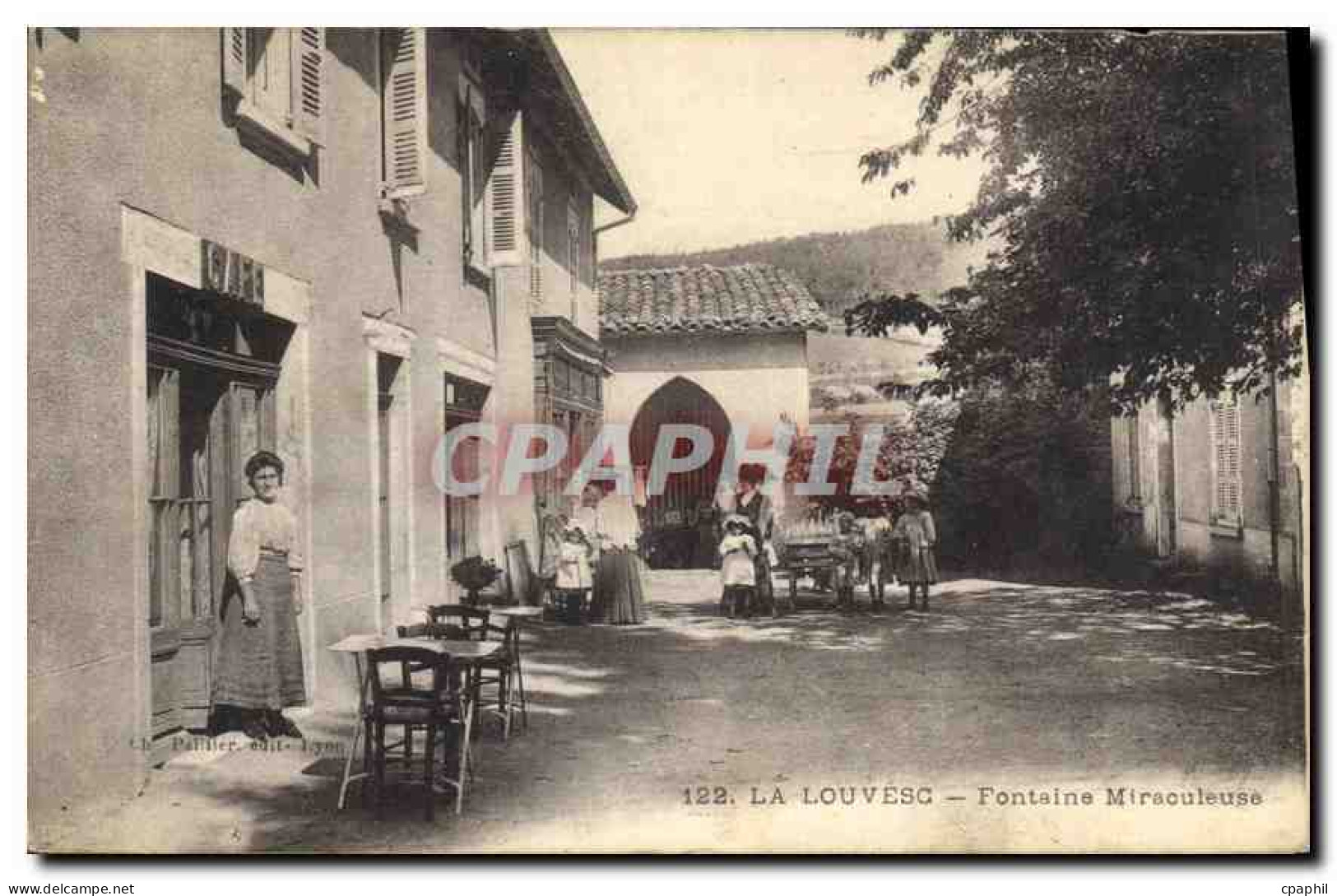 CPA La Louvesc Fontaine Miraculeuse