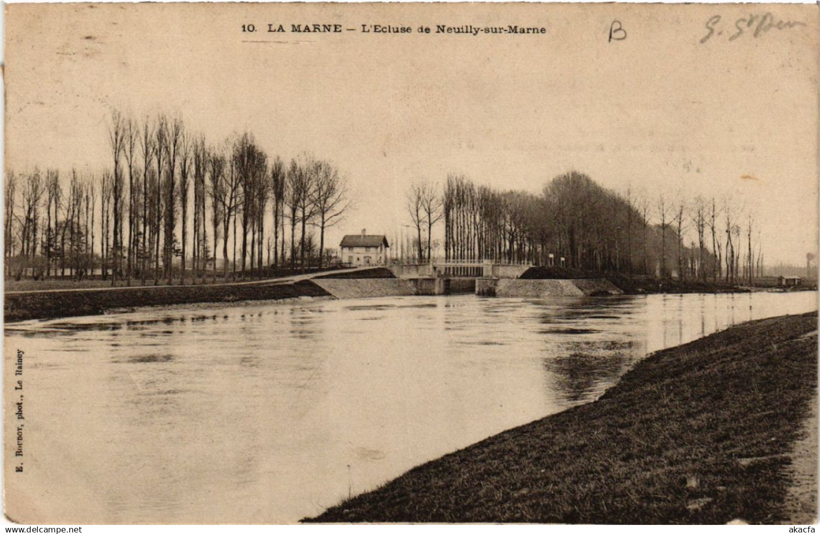 CPA La Marne - L'Ecluse de Neuilly-sur-MARNE (519756)