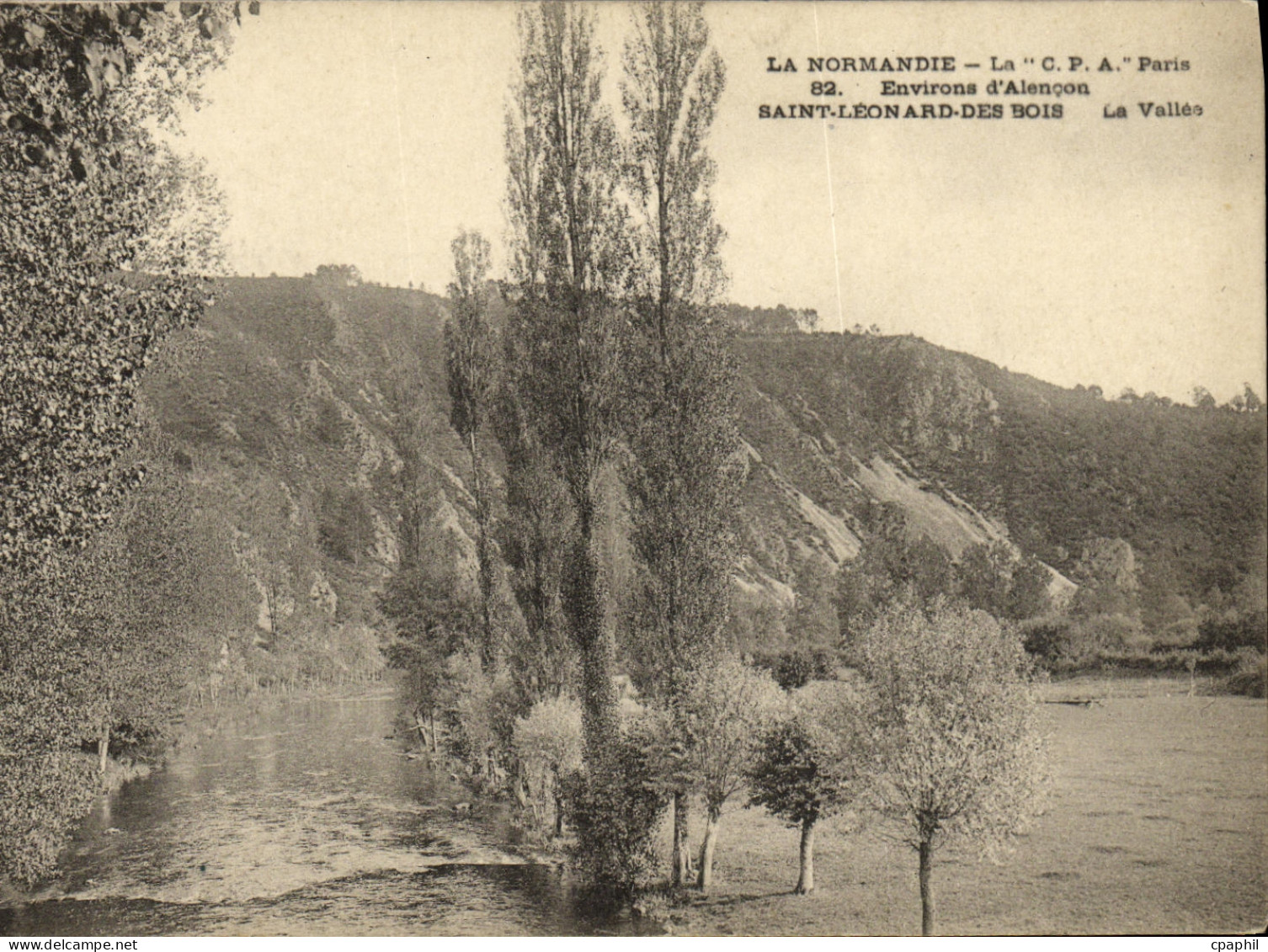 CPA La Normandie Saint Leonard Des Bois la vallee