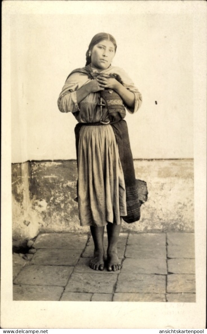 CPA La Paz Bolivien, Portrait einer Einheimischen