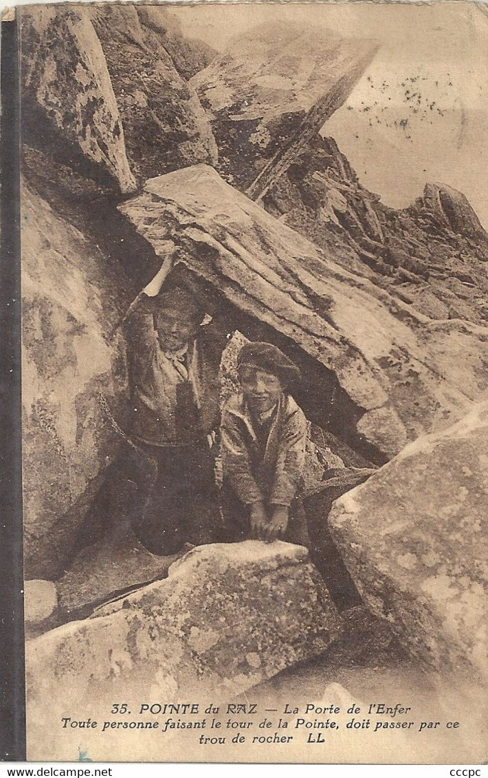 CPA La Pointe du Raz La Porte de l'Enfer