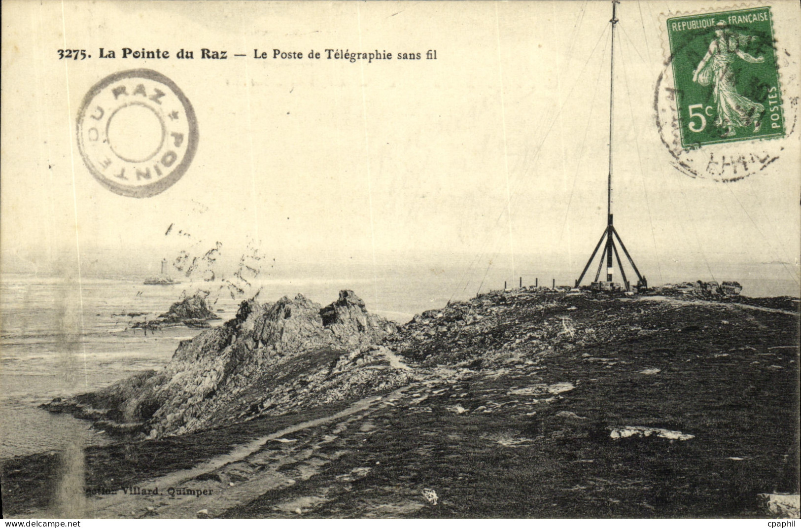 CPA La Pointe Du Raz Le Poste de Telegraphie Sans fil