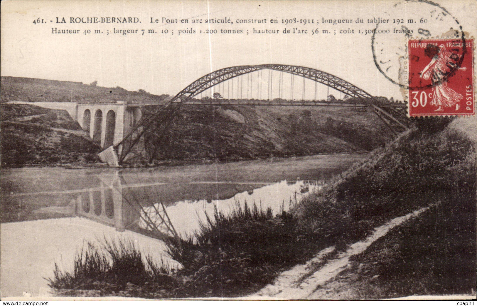 CPA La Roche Bernard Le Pont en arc articule