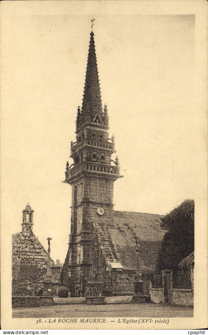 CPA La Roche Maurice l'eglise XVI siecle