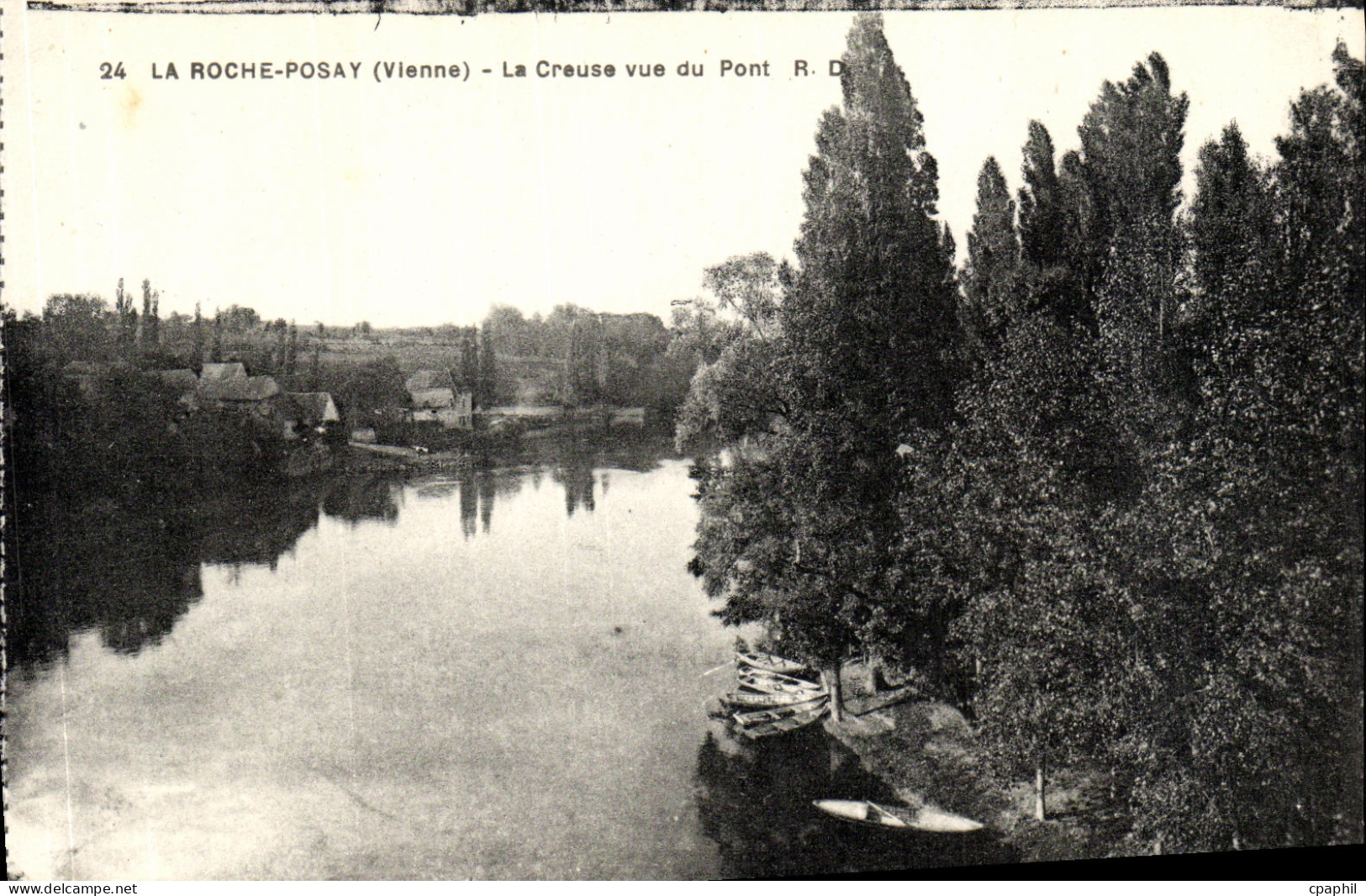 CPA La Roche Posay La Creuse Vue du Pont