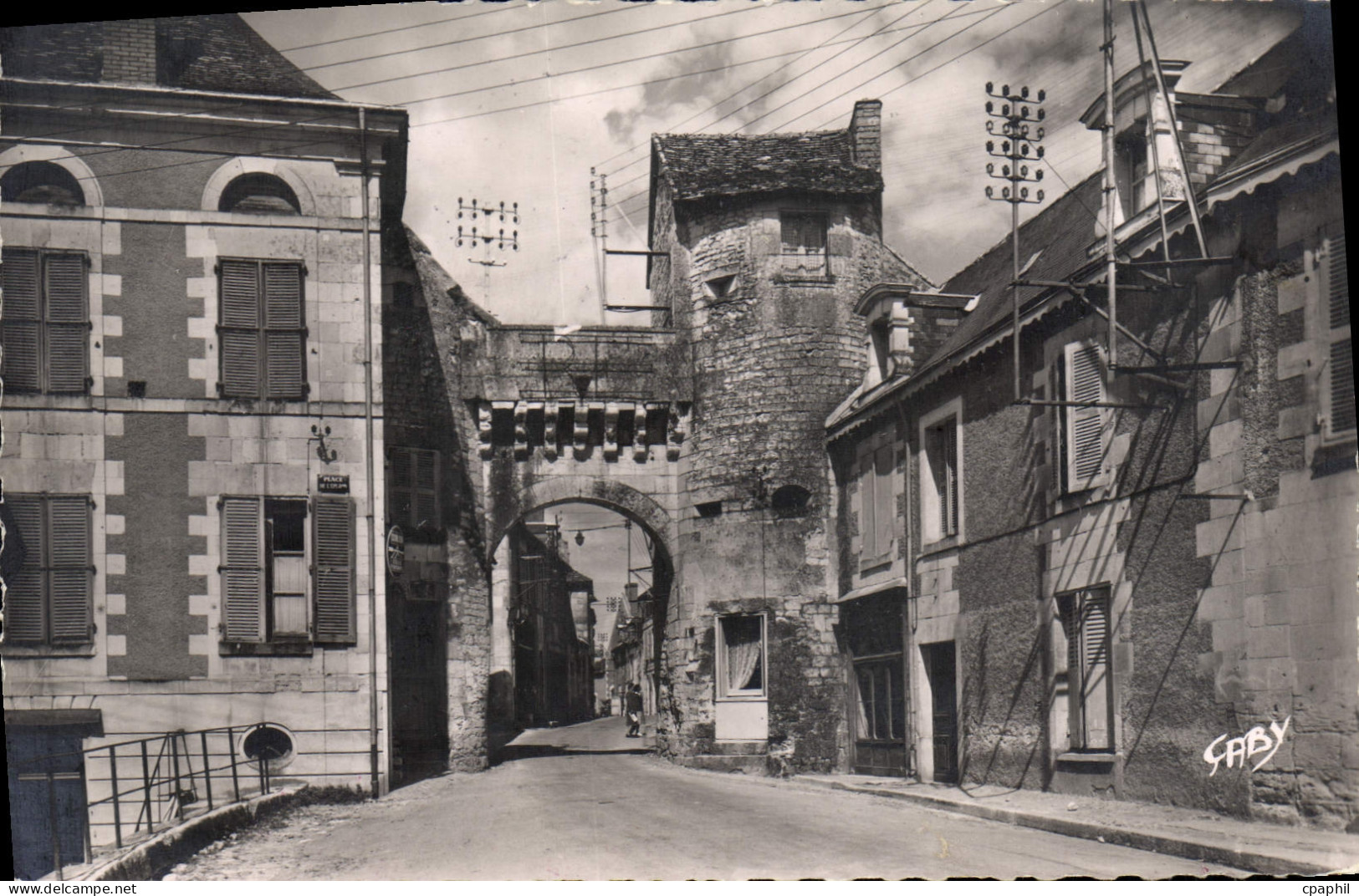 CPA La Roche Posay vieille porte