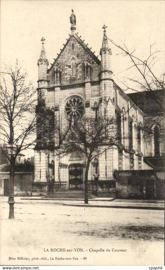 CPA La Roche Sur Yon Chapelle du Couvent