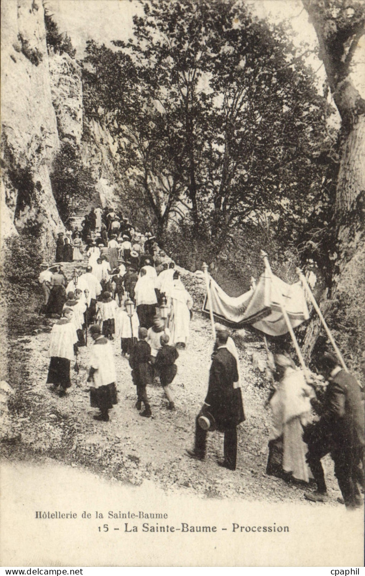 CPA La Sainte Baume Procession