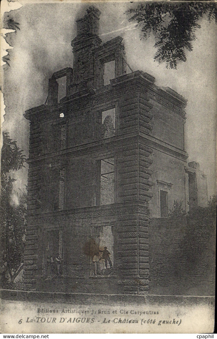 CPA La Tour d'Aigues (Vaucluse) Le Chateau (Cote gauche)