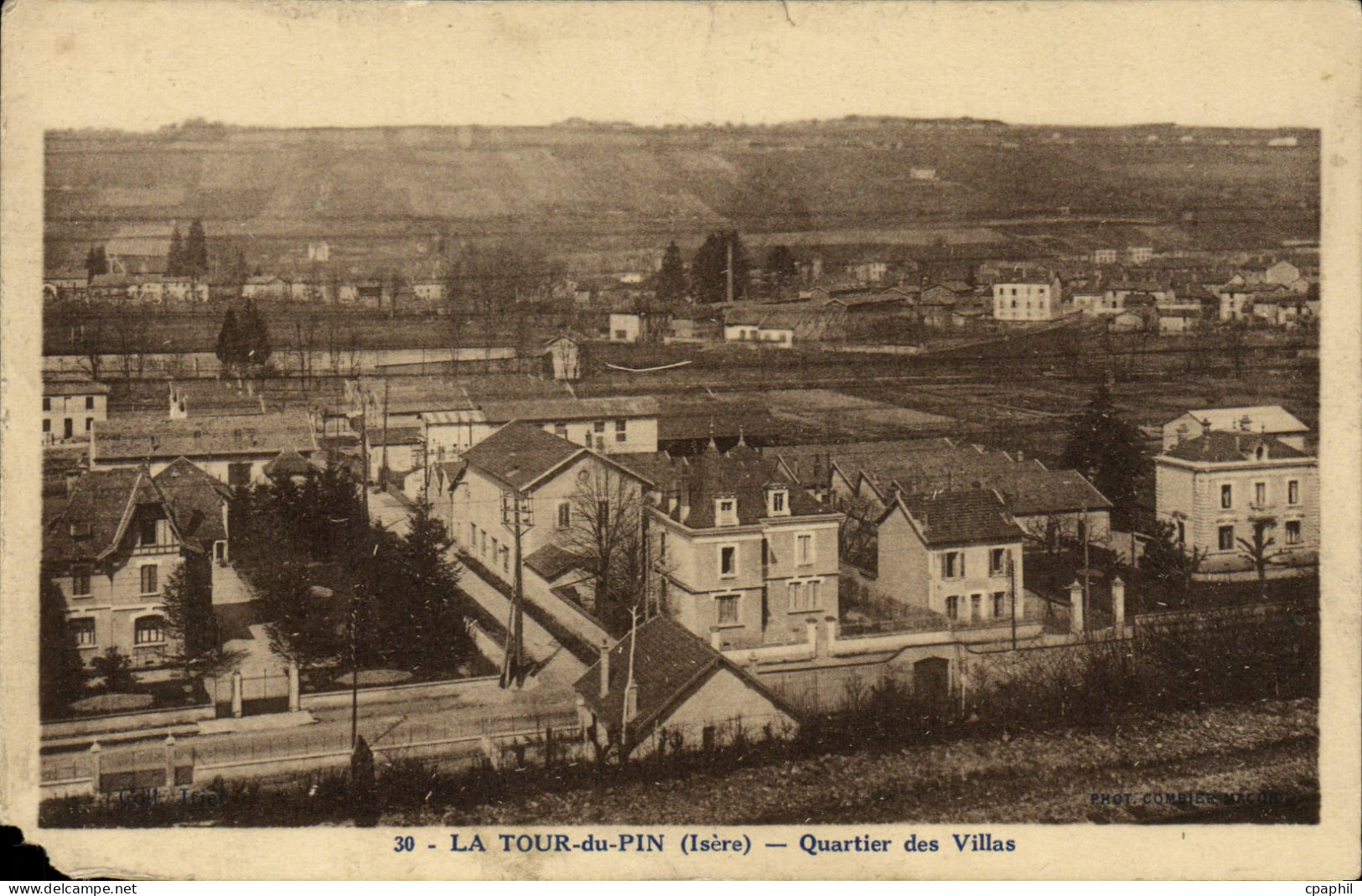 CPA La Tour du Pin Quartier des Villas