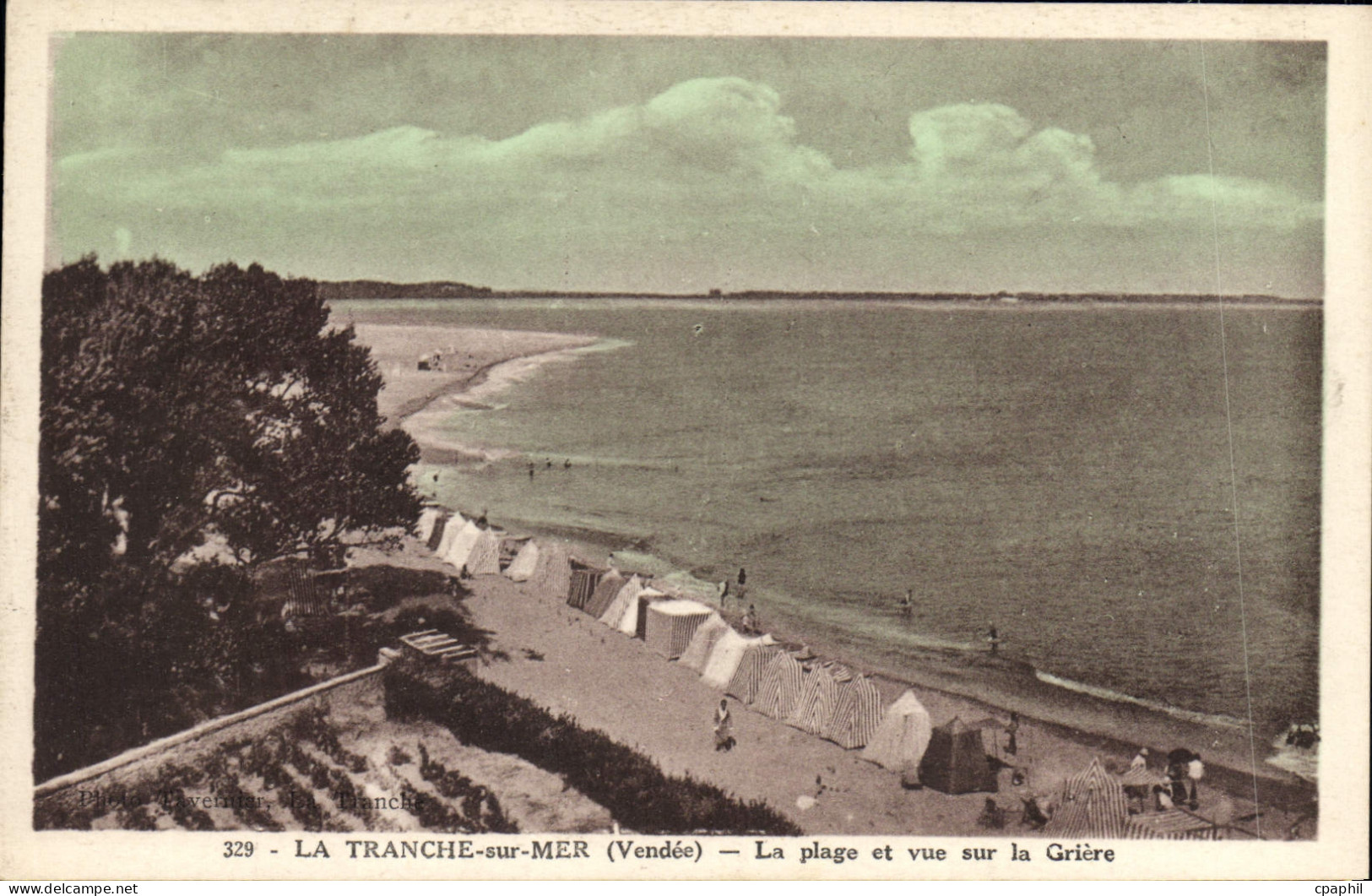 CPA La Tranche sur Mer (Vendee) La plage et vue sur la Griere