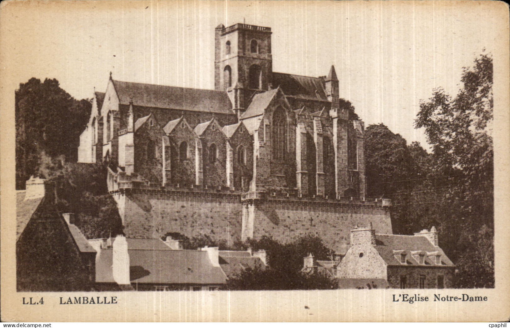 CPA Lamballe L Eglsie Notre Dame