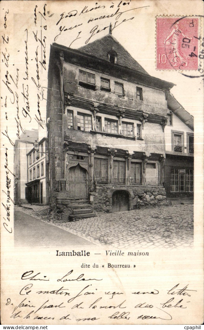 CPA Lamballe Vieille maison dite du Bourreau