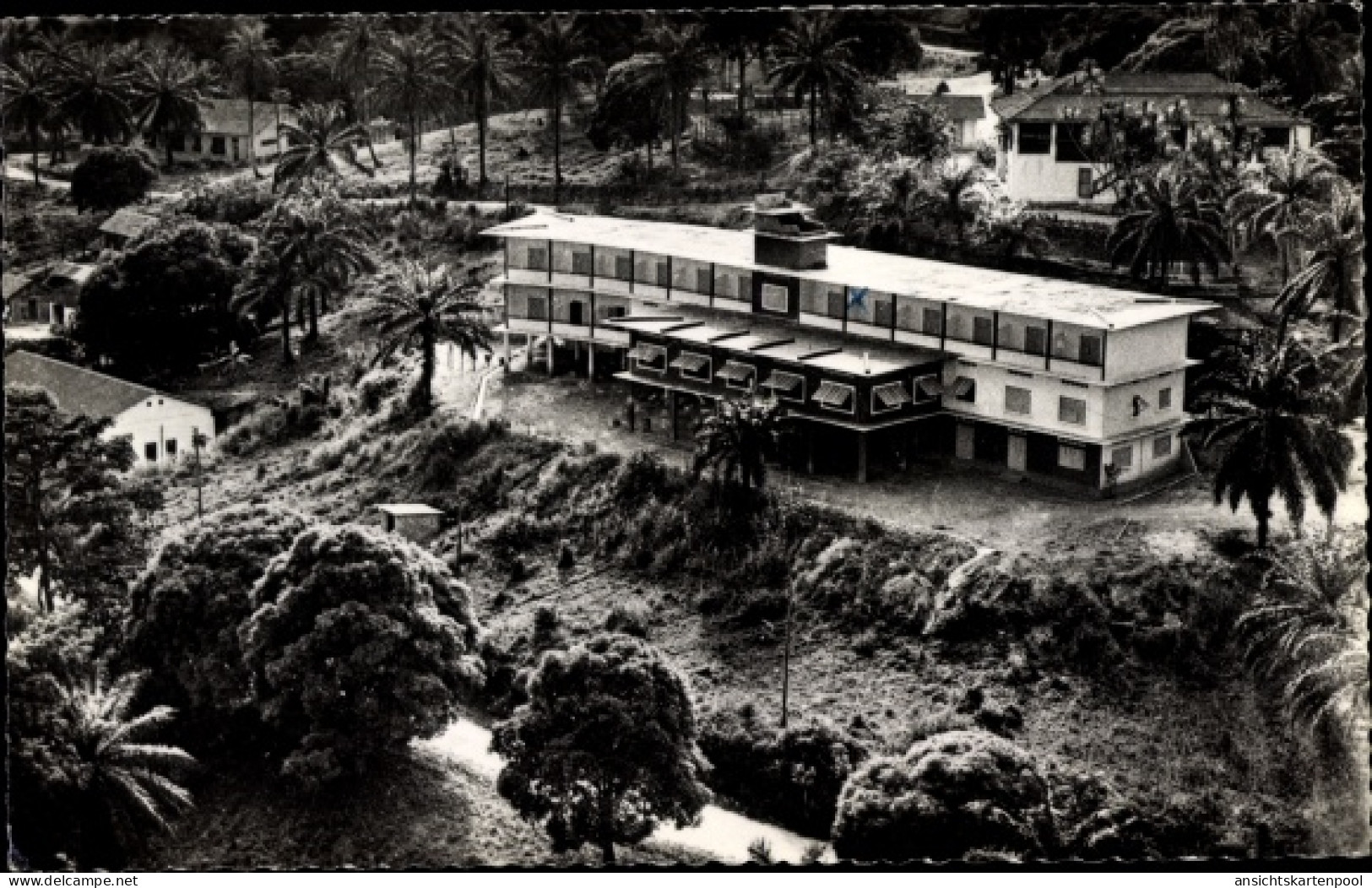 CPA Lambarene Gabun, Relais Aeriens