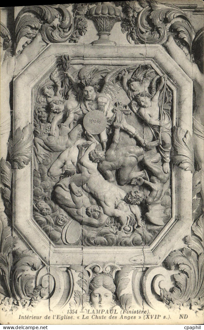 CPA Lampaul Finistere Interieur de L Eglise La chute des anges