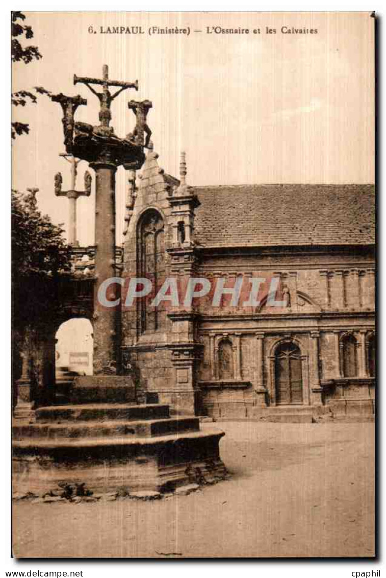 CPA Lampaul (Finistere) L Ossuaire et les Calvaires