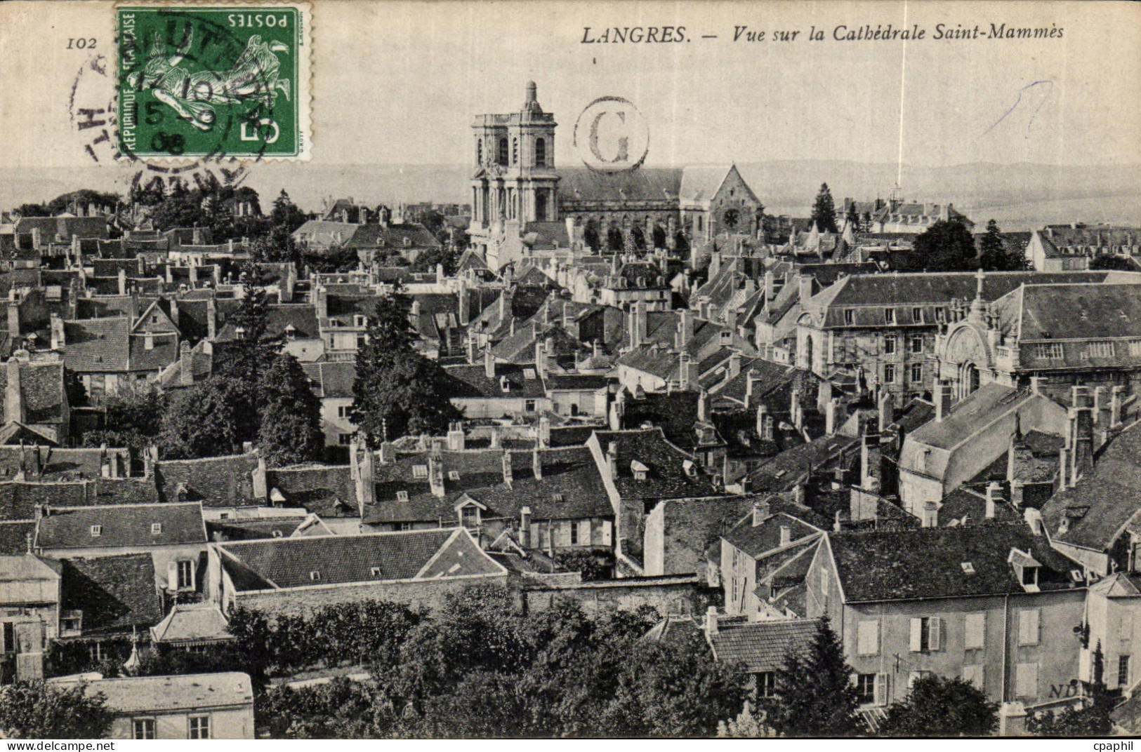 CPA Langres Vue sur la cathedrale Saint Mammes