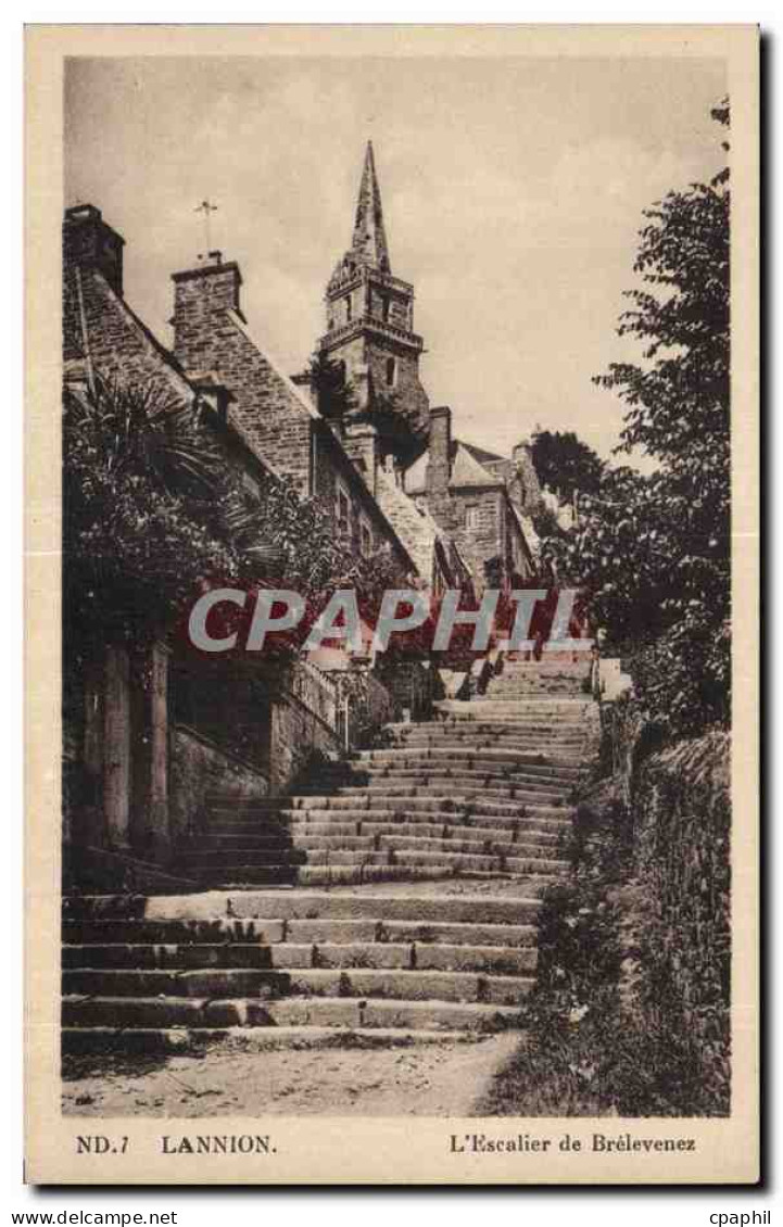CPA Lannion L Escalier de Brelevenez
