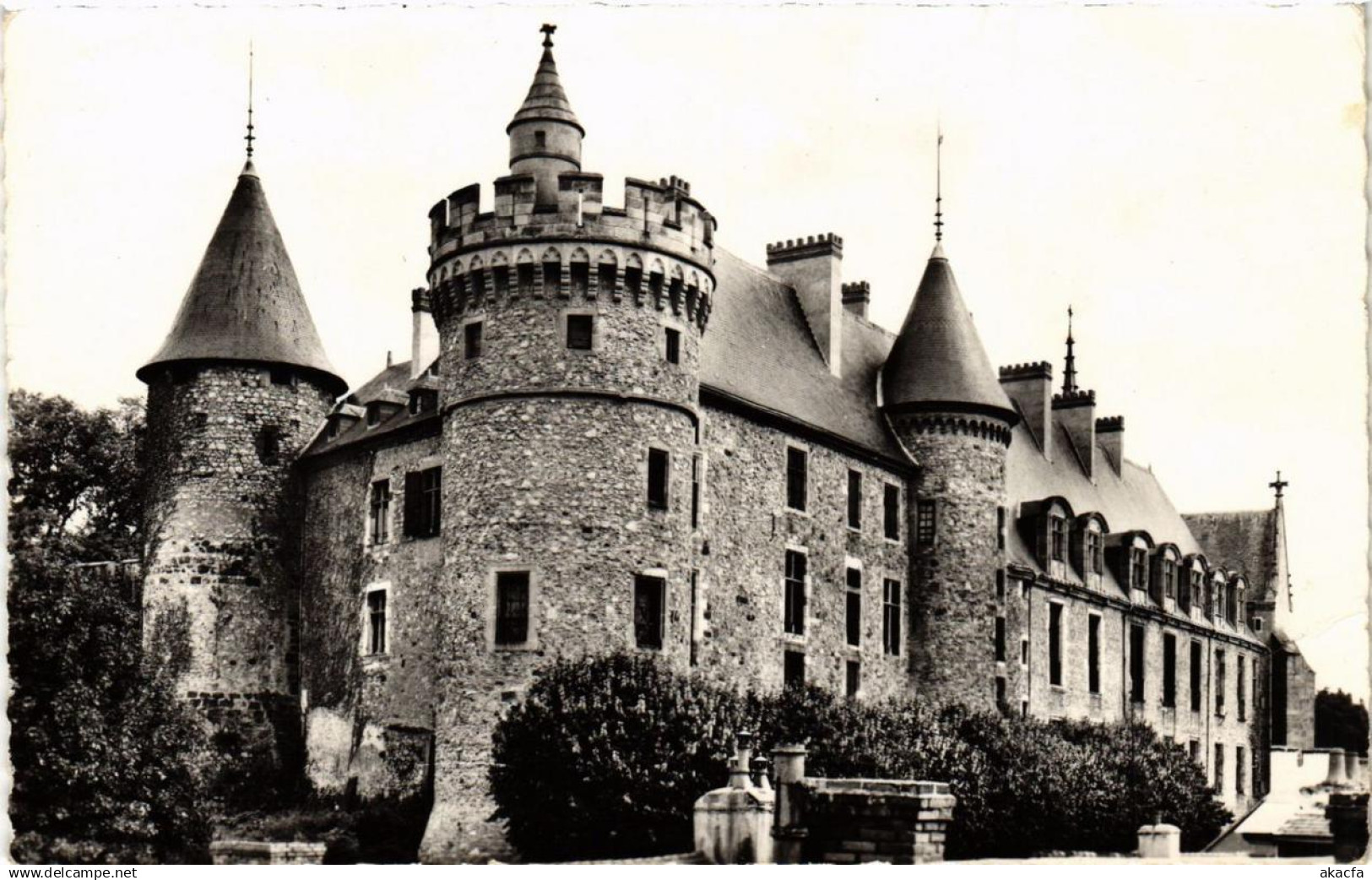 CPA LAPALISSE Chateau de LAPALISSE Facade extérieure (682577)