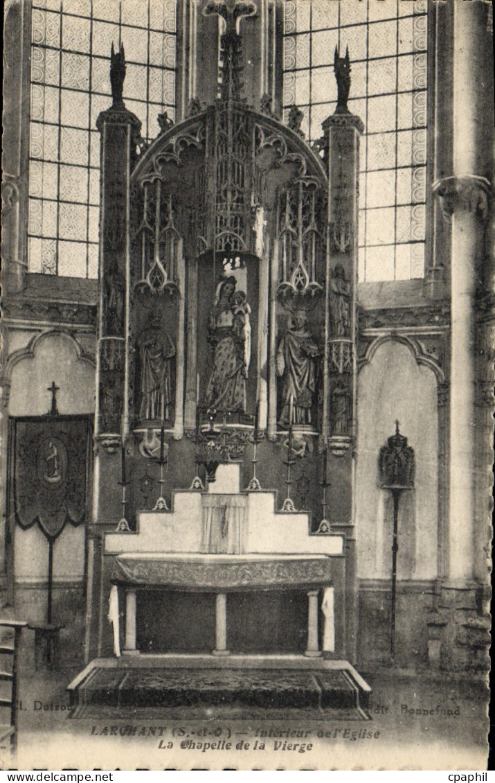 CPA Larchant Interieur de l'eglise La chapelle de la vierge