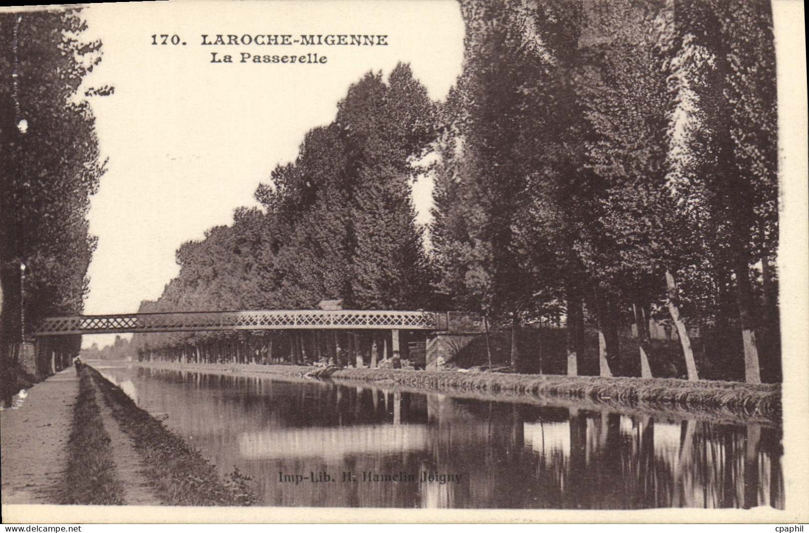 CPA Laroche Migenne La Passerelle