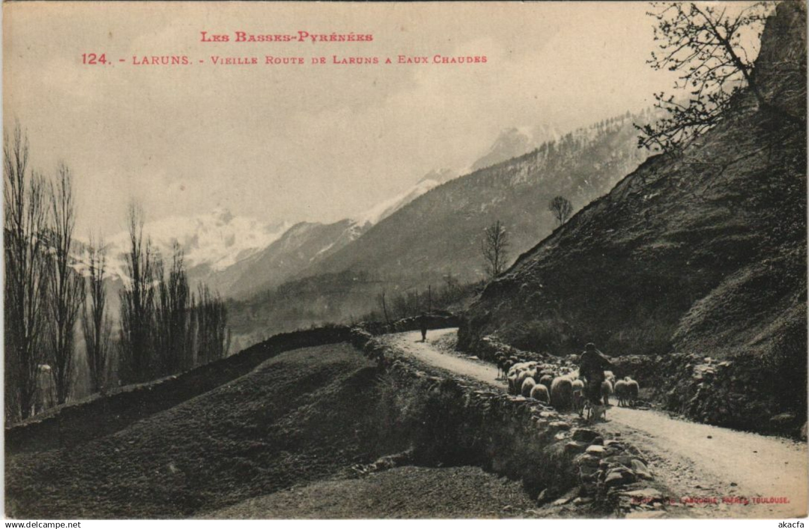 CPA Laruns Vieille Route de Laruns FRANCE (1131305)