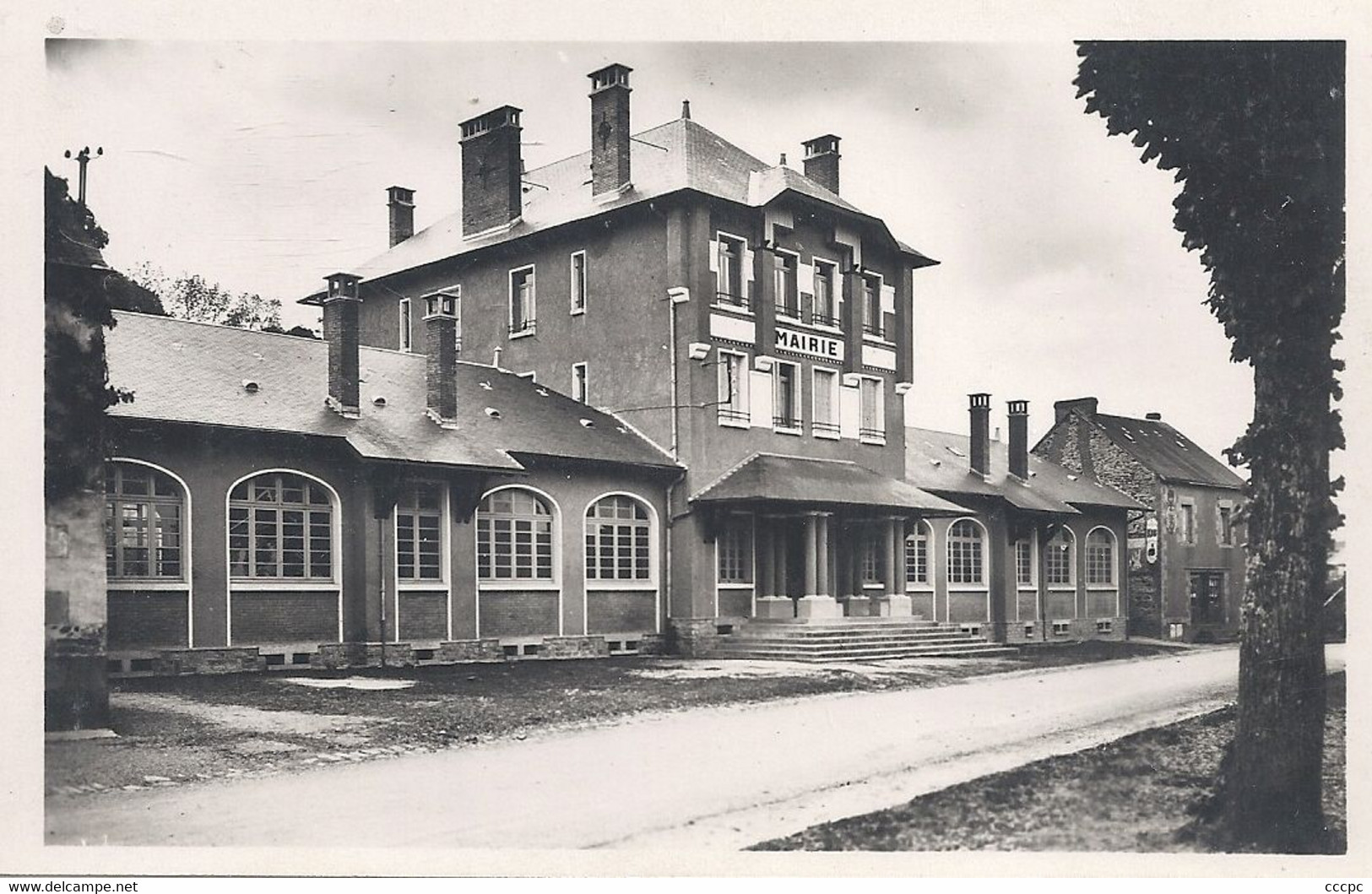 CPA Lauriere L'Hôtel de Ville