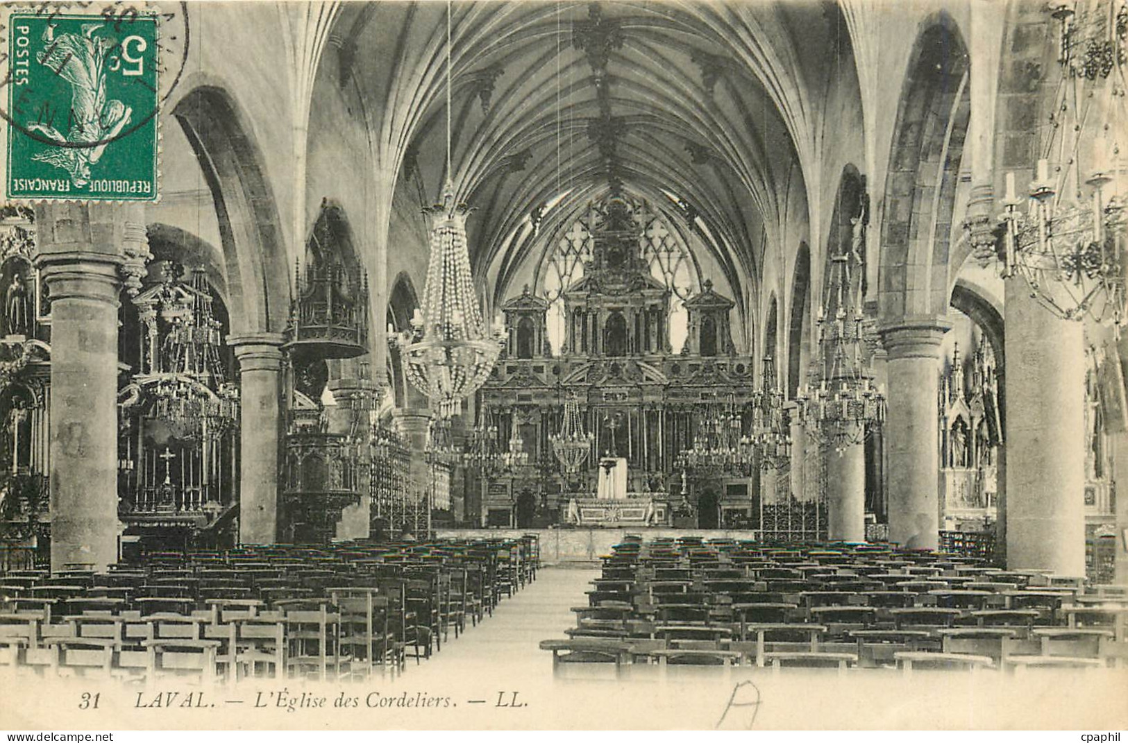 CPA Laval L'Eglise des Cordeliers