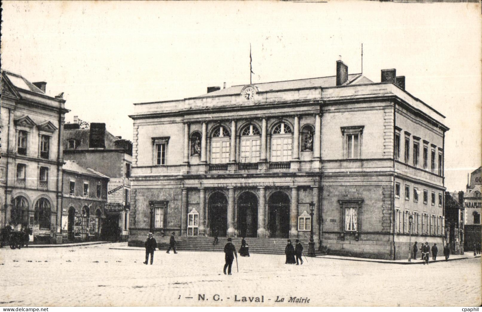 CPA Laval la mairle