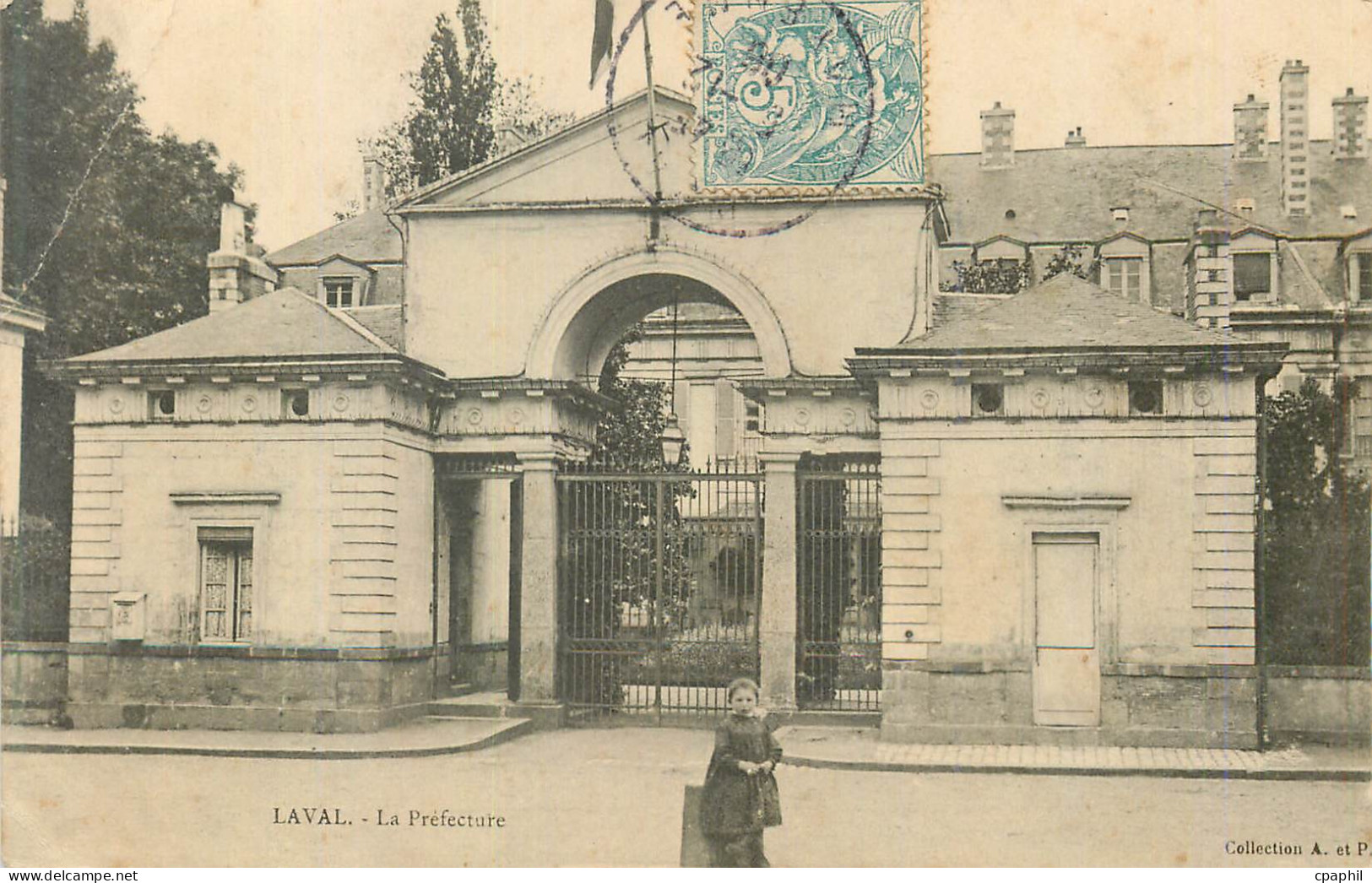CPA Laval La Prefecture