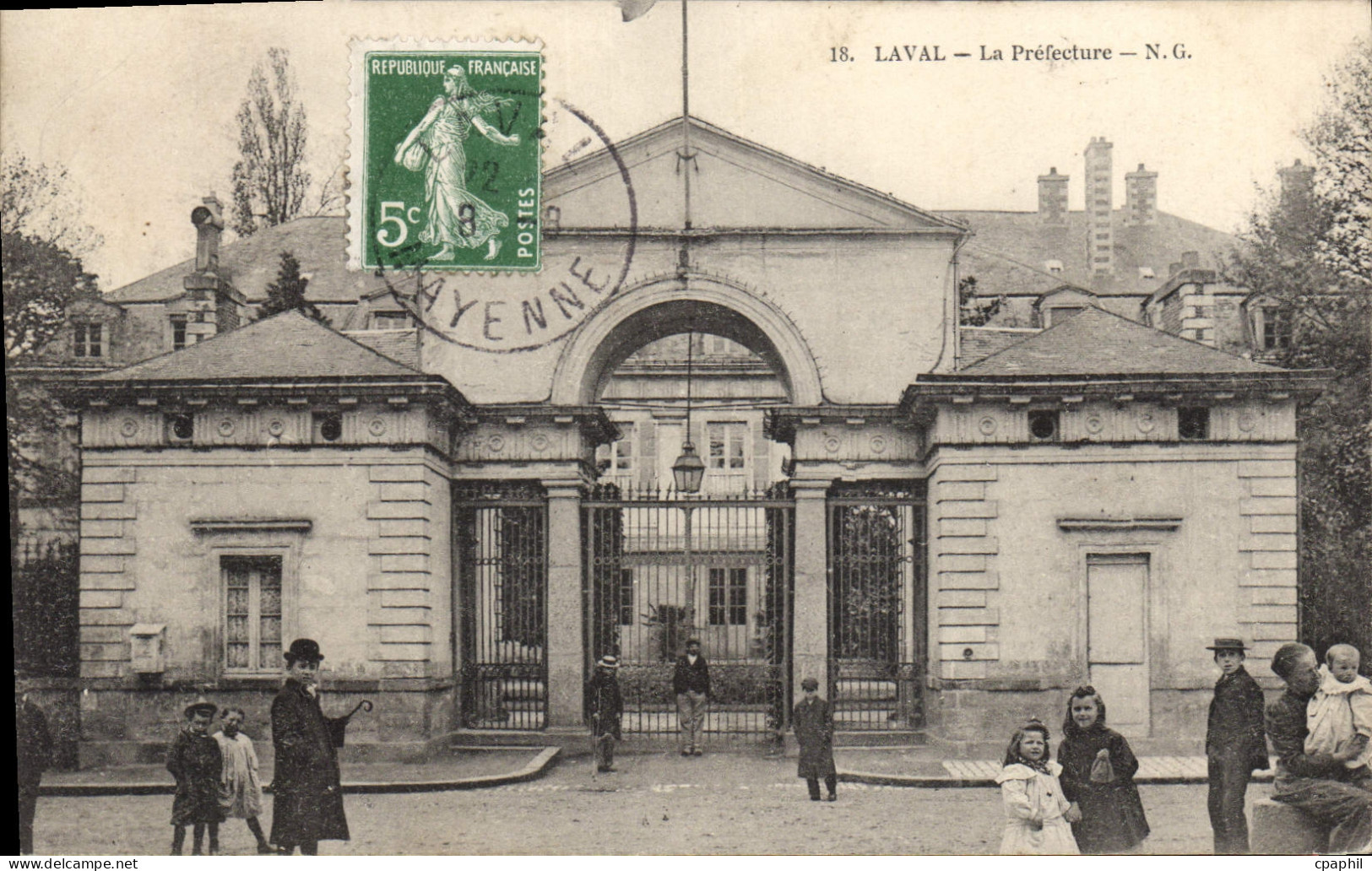 CPA Laval La Prefecture
