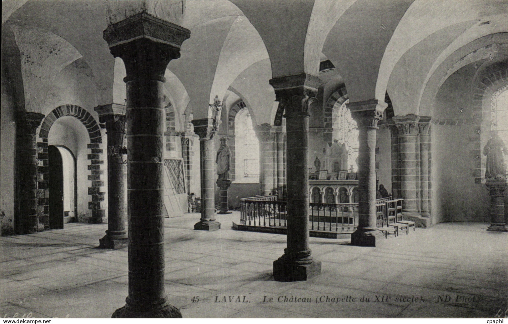 CPA Laval Le Chateau