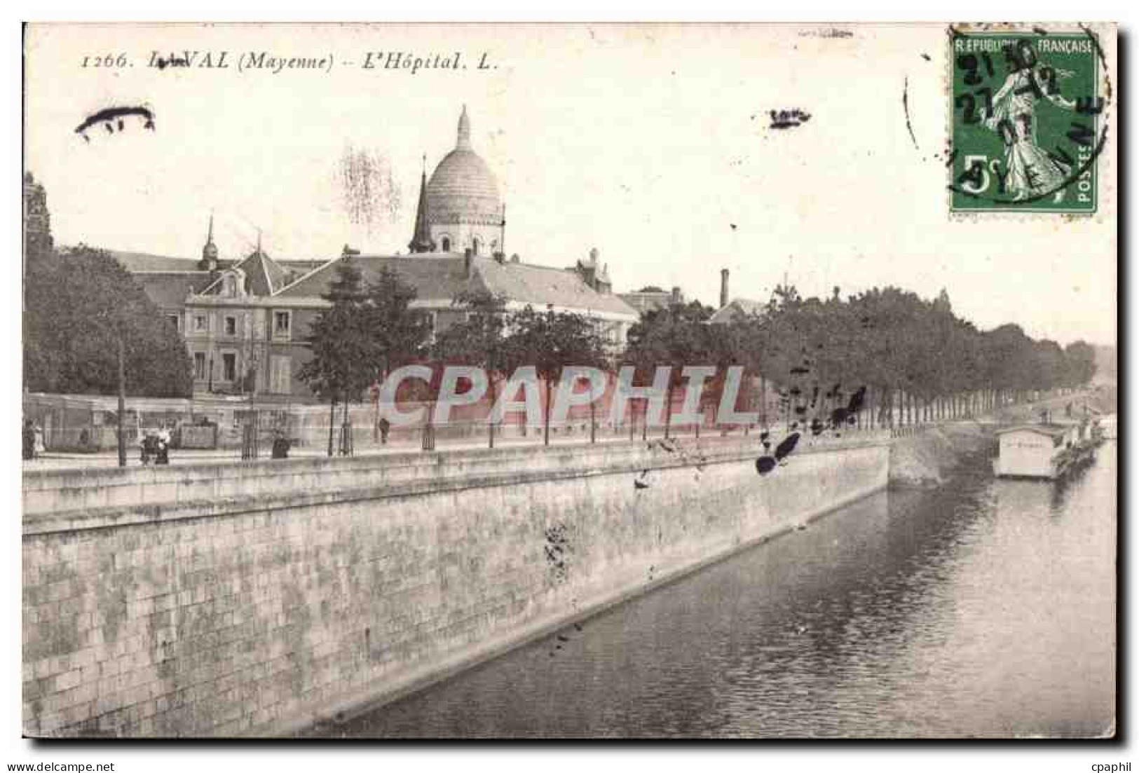 CPA Laval (Mayenne) L Hotel