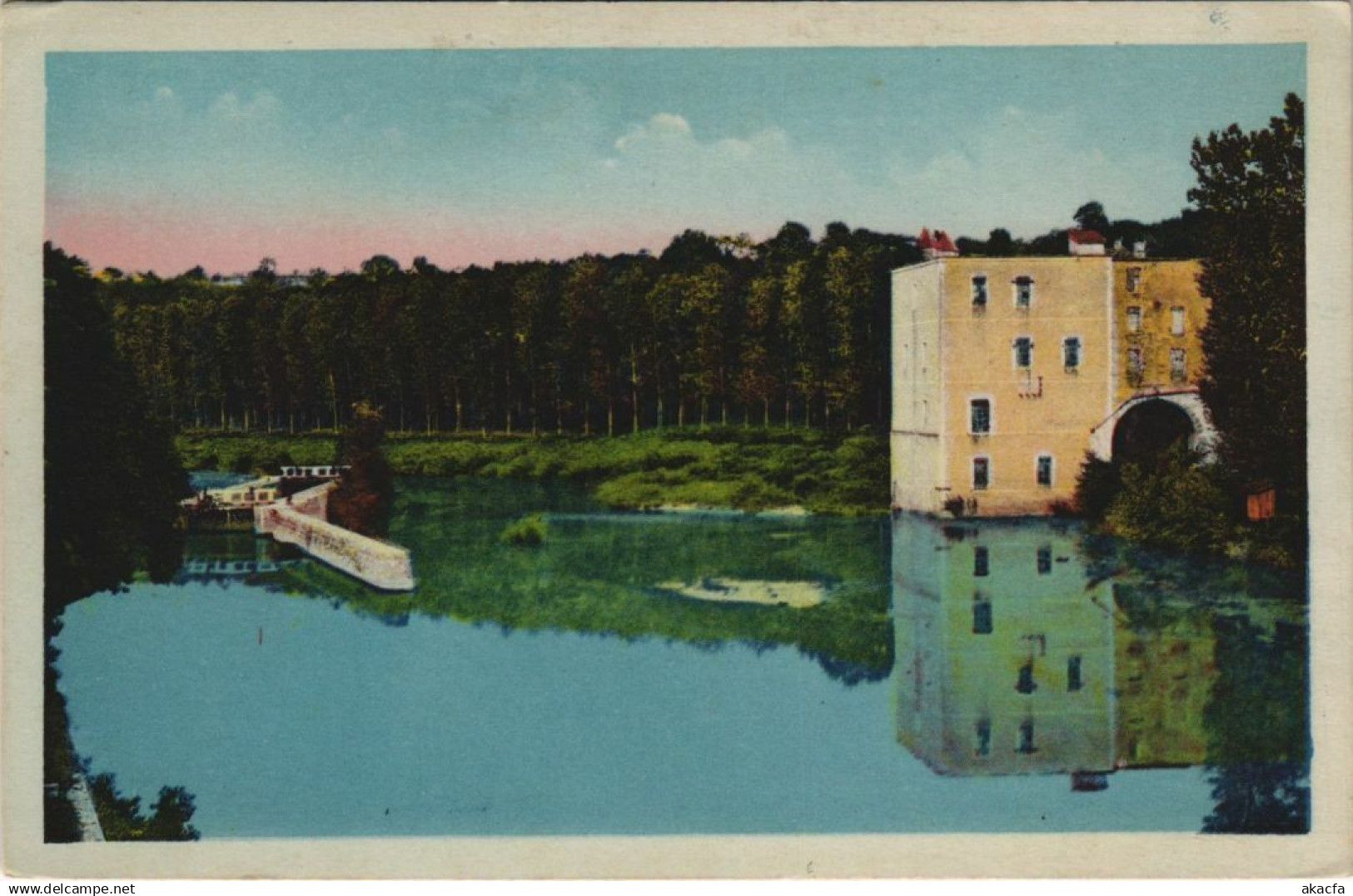 CPA Lavardac Moulin vu du Pont FRANCE (1171741)